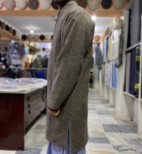 Chatrali's Woolen Chapan