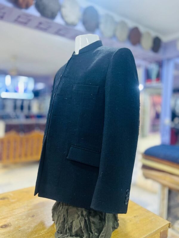 Woolen Kortai