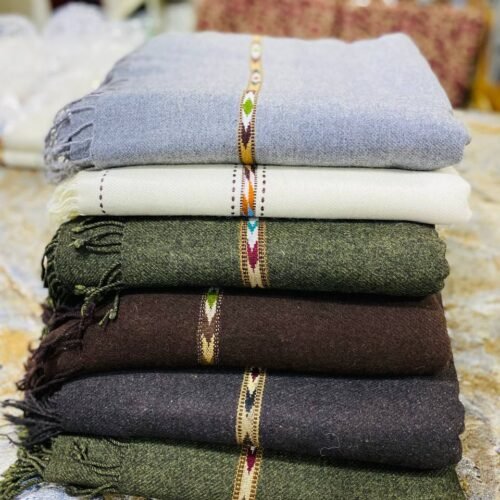 Woolen Pato
