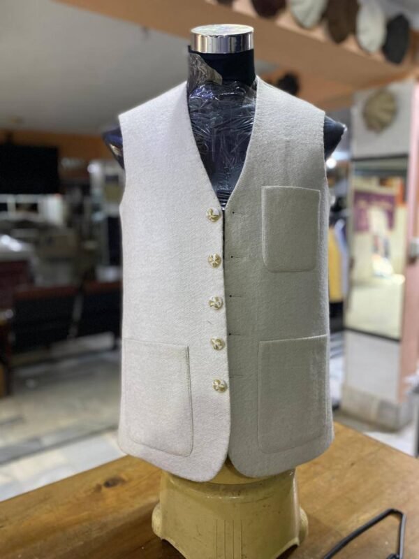 White Best Woolen Waistcoat With Best Pakol