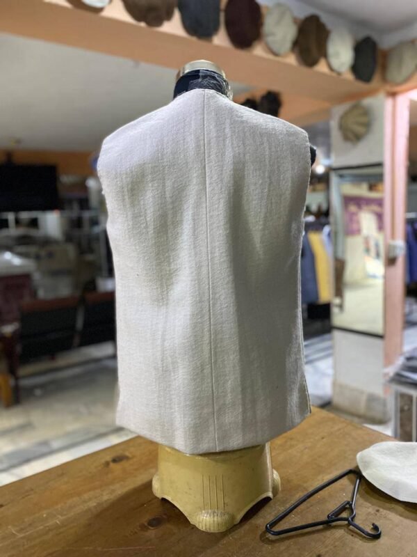 White Best Woolen Waistcoat With Best Pakol